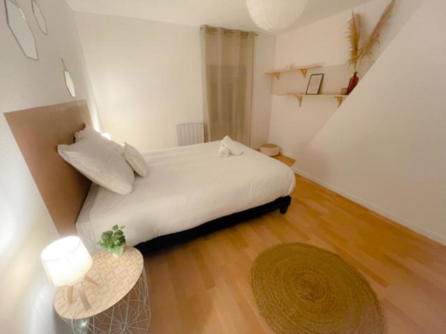 La Pomme D'Or Apartment Calais Luaran gambar